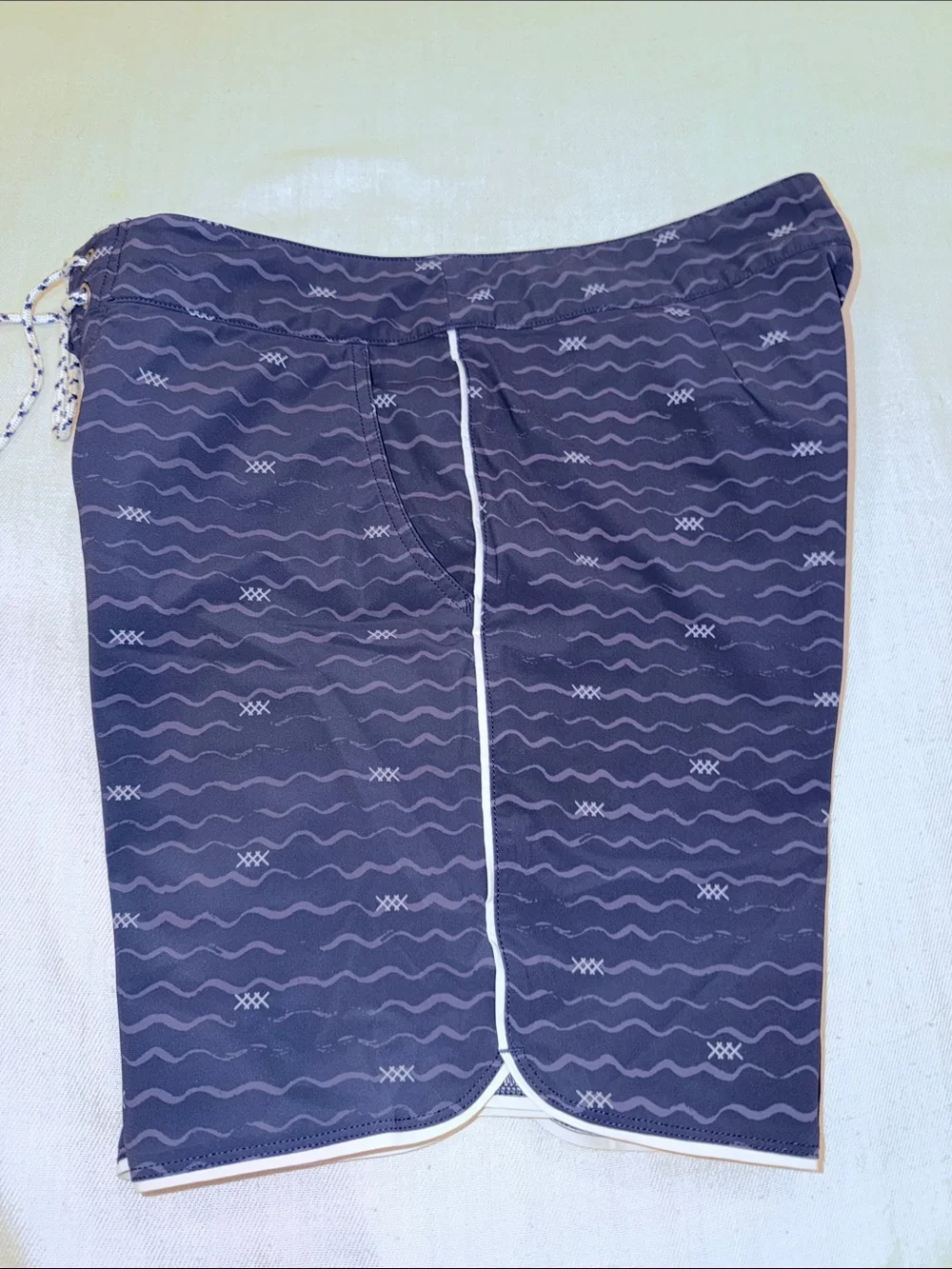 T0308100 Rhone Board Shorts SZ 30 EUC